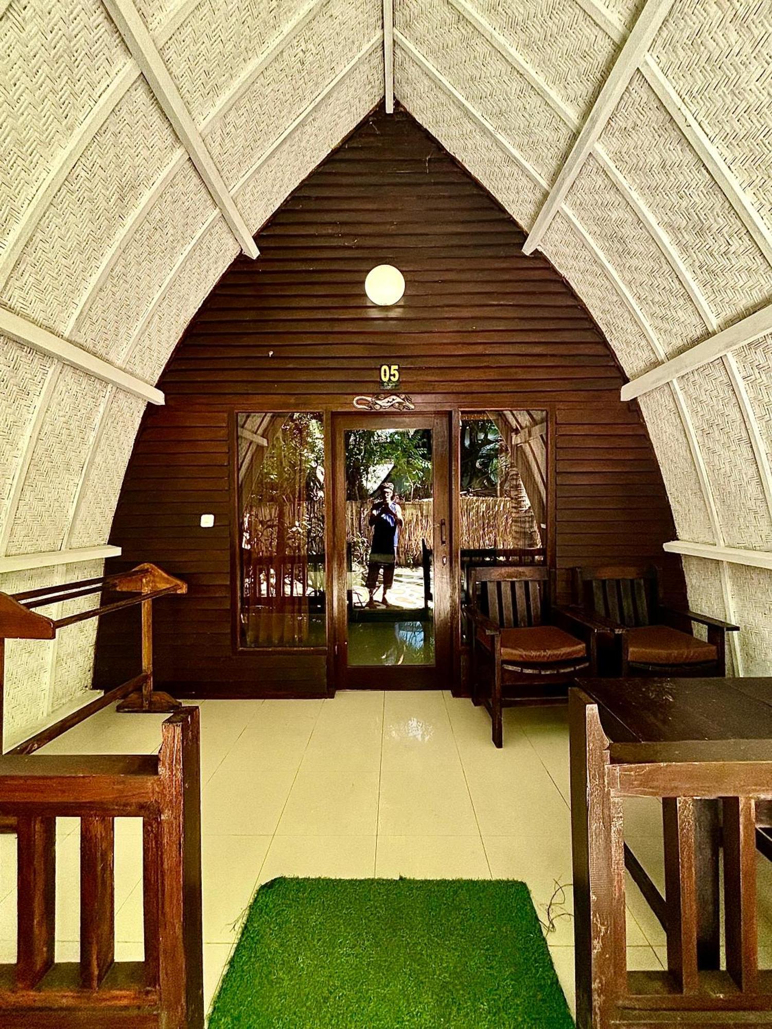 Alibaba Bungalows Гили-Эйр Экстерьер фото