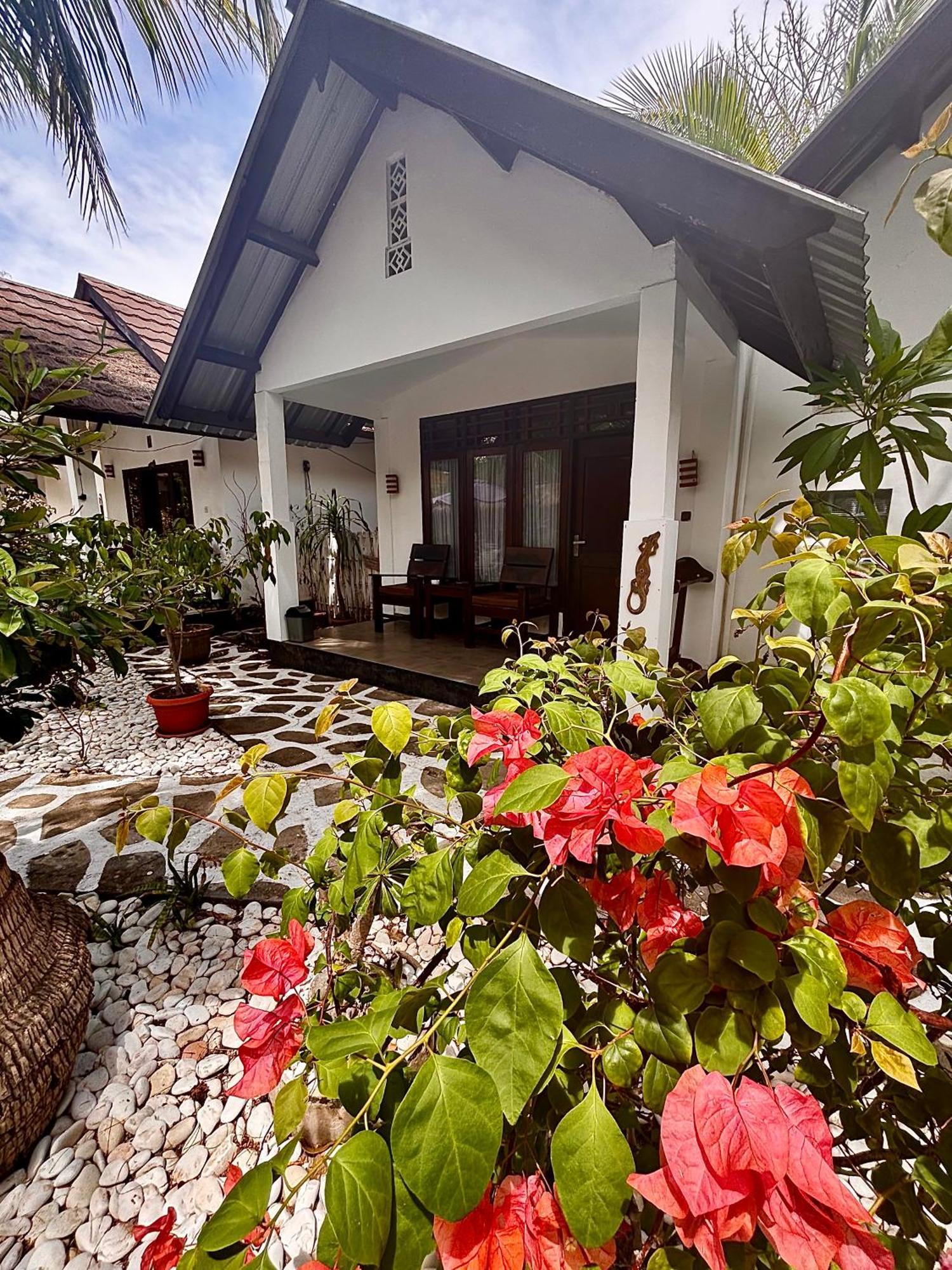 Alibaba Bungalows Гили-Эйр Экстерьер фото